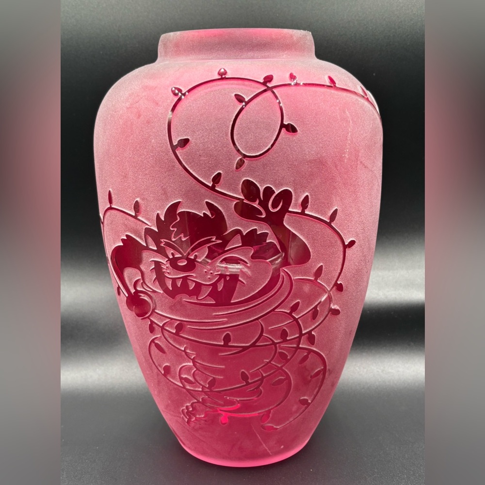 Rare Warner Bros Studio Store Taz Vase